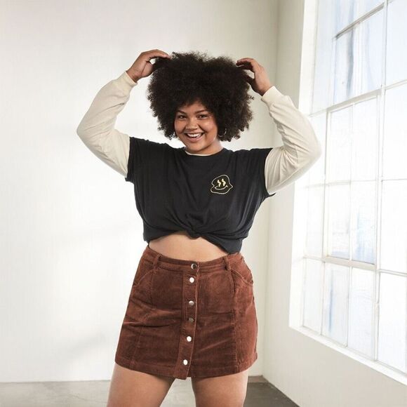 NWOT Forever 21 Plus Size (0X / XXL) Corduroy Mini Skirt, High Waisted, Button-F - Picture 14 of 14